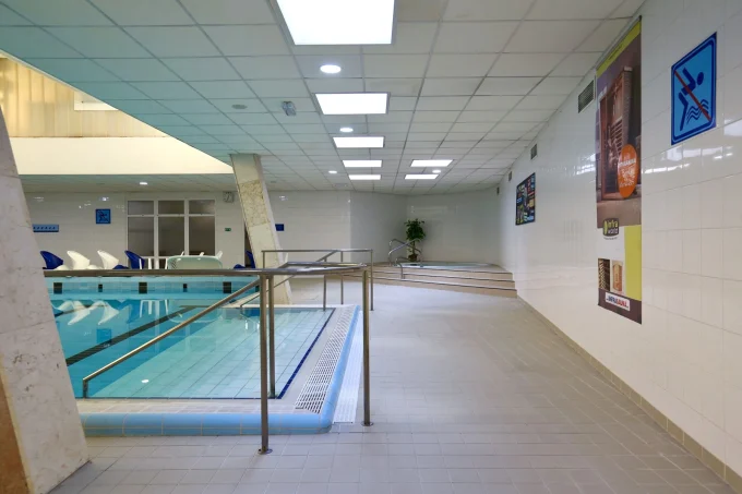 Swimming pool in Elizabeth's Spa in Karlovy Vary